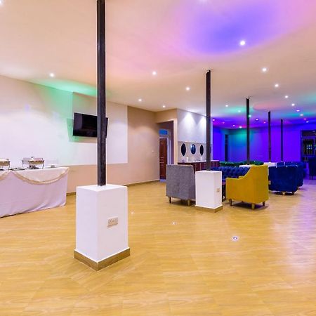 Marrkson Suites Найроби Экстерьер фото